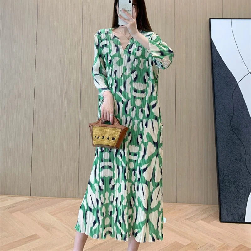 

Женское Повседневное платье с рукавом 2023 и V-образным вырезом