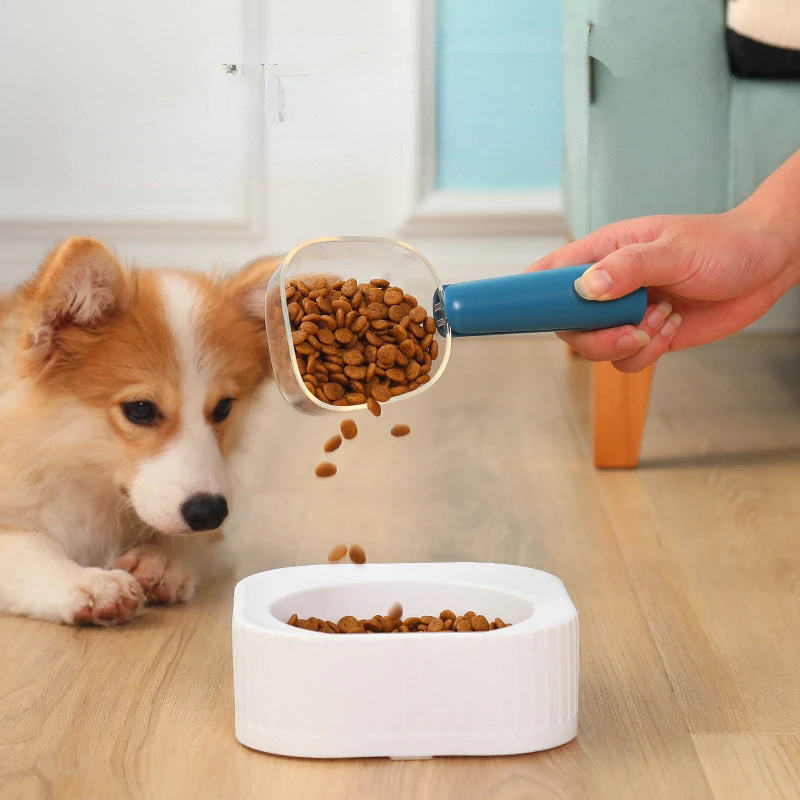 

18.3*8.4*7.5cm New Transparent Pet Food Spoon With Scale ABS Cat Dog Grain Shovel Seal Clip Handle Convenient For 250ml Storage