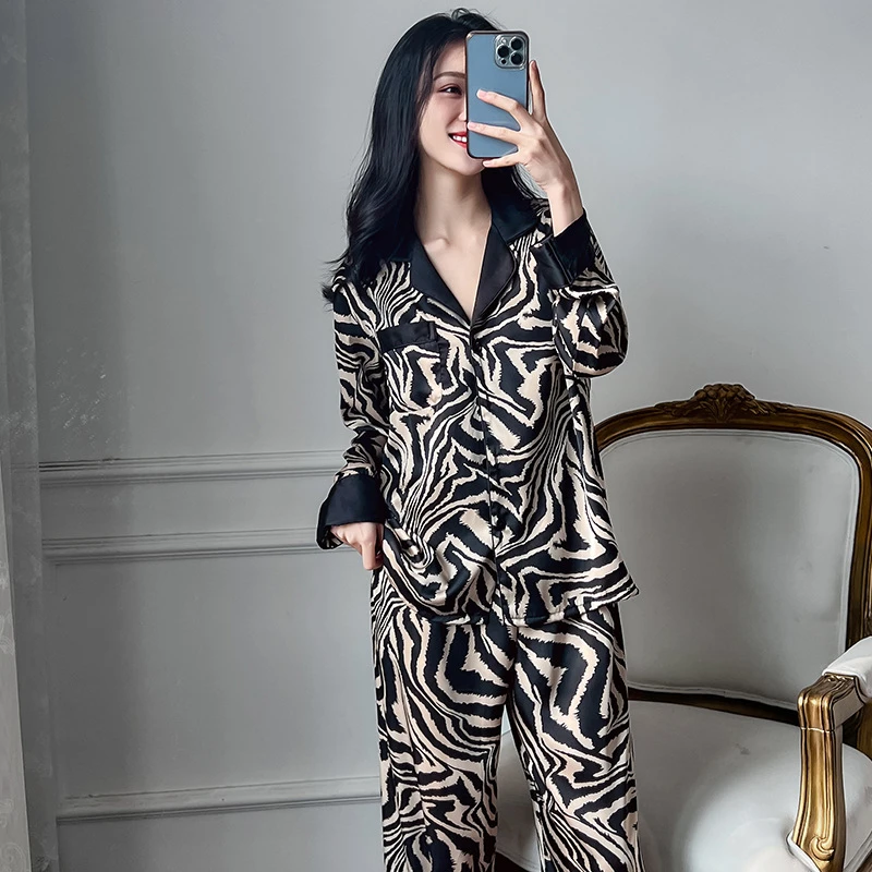 CAIYIER Black Leopard Grain Sexy Pajamas Set Luxury Casual Sleepwear Long Sleeve Pants Female Sleepwear Winter Party Nightwear