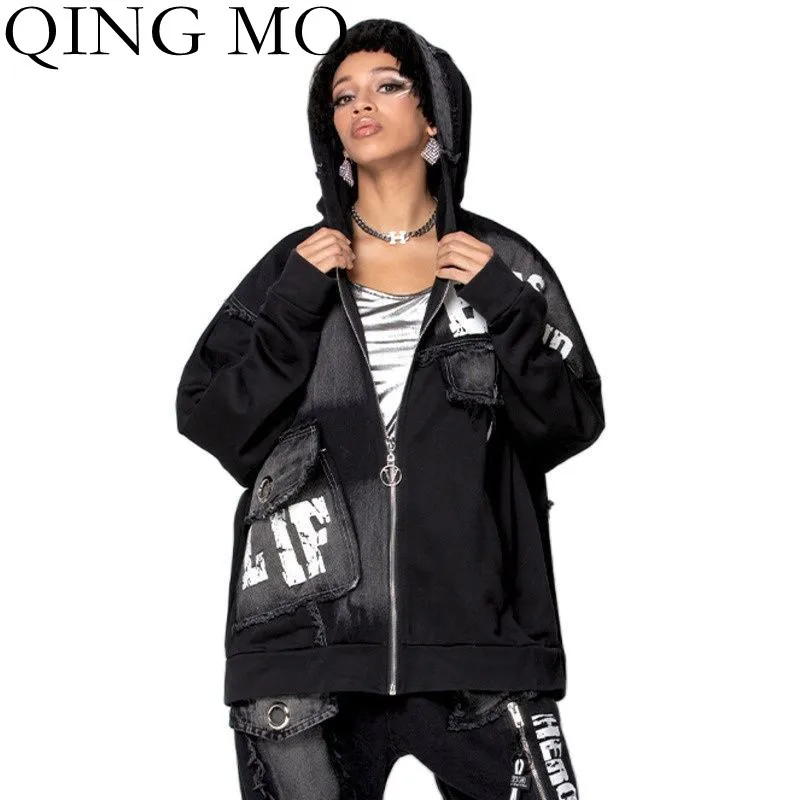 

Женская джинсовая куртка с капюшоном QING MO, свободная Черная куртка с карманами и надписью, модель ZWL2122 на весну, 2022