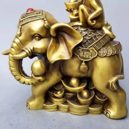 

China collectible fine workmanship brass wealth Monkeys ride elephants craft statue
