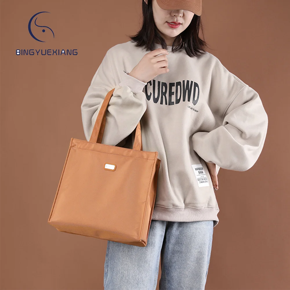 

Однотонная дизайнерская нейлоновая дамская сумка на плечо высокого качества, модные женские дорожные сумки, новинка 2023, женская сумка, сумки для женщин