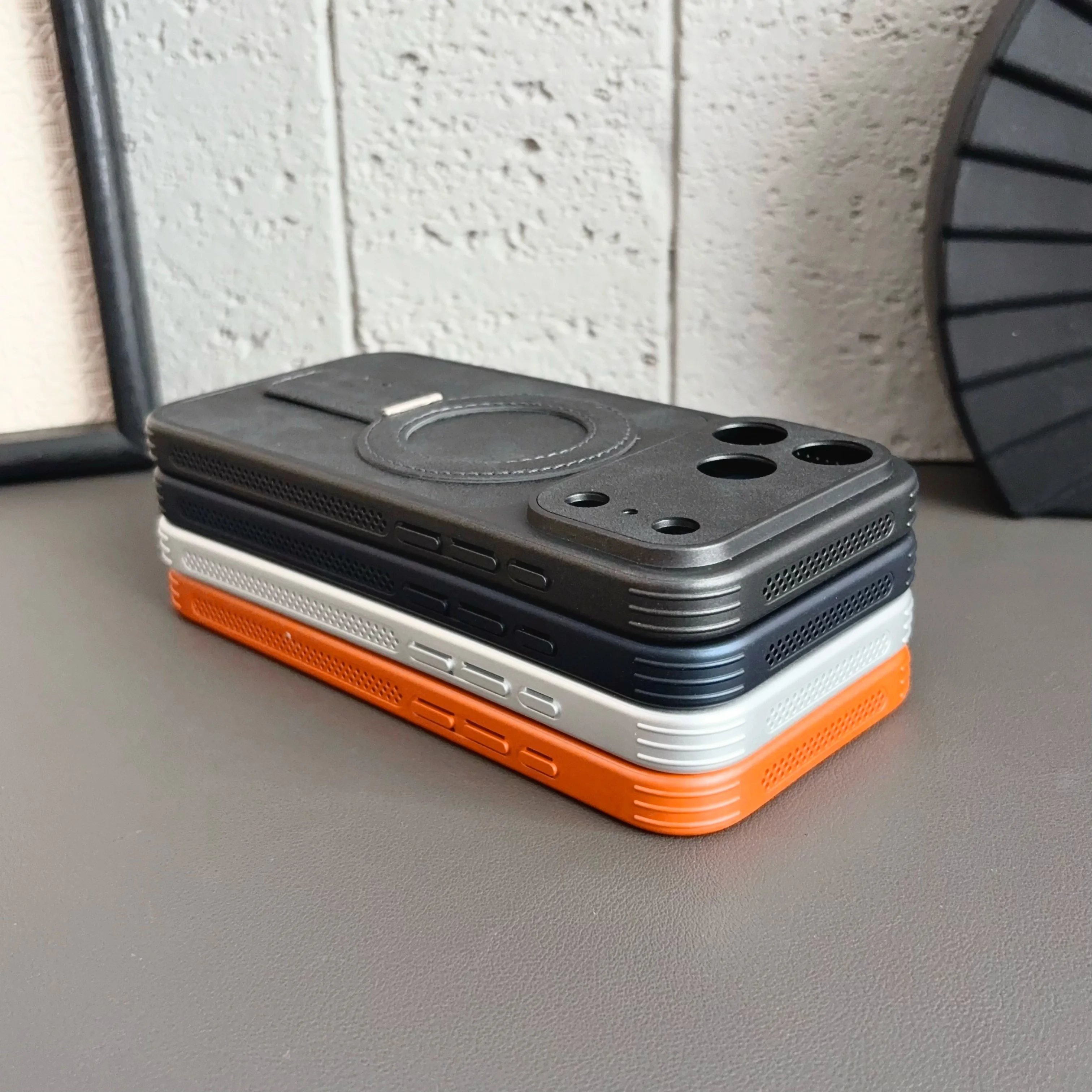 Фото Магнитный чехол-держатель с эффектом невидимости для iPhone 18 17 Air 16 15 14 13 Pro Max 180 °   Роскошный чехол-подставка для Magsafe №5