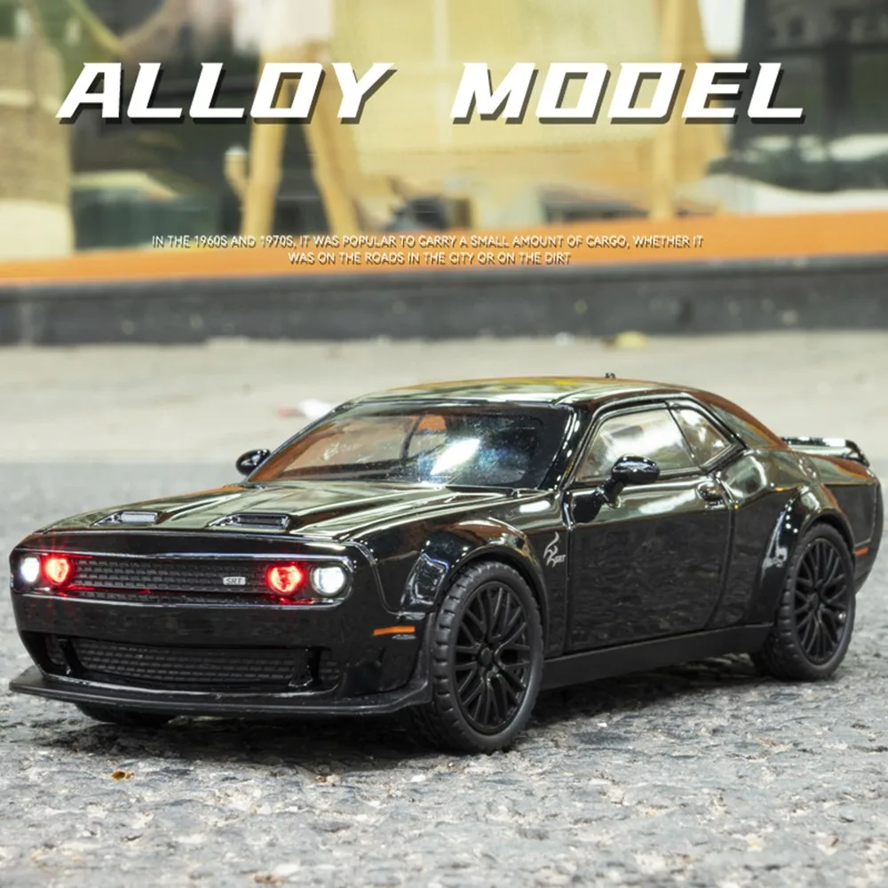 

1:32 Simulation Alloy Car Model Collectibles Acousto-optic Comeback 4 Open Door Children's Supercar Model Toy Birthday Gift