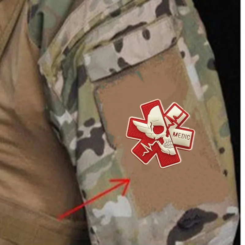 Череп МЕДИК Pvc Резиновые крючковые значки для армейской военной тактической одежды для кепок, сумок, рюкзаков, жилеток, форменной шапки, эмблема нашивки.