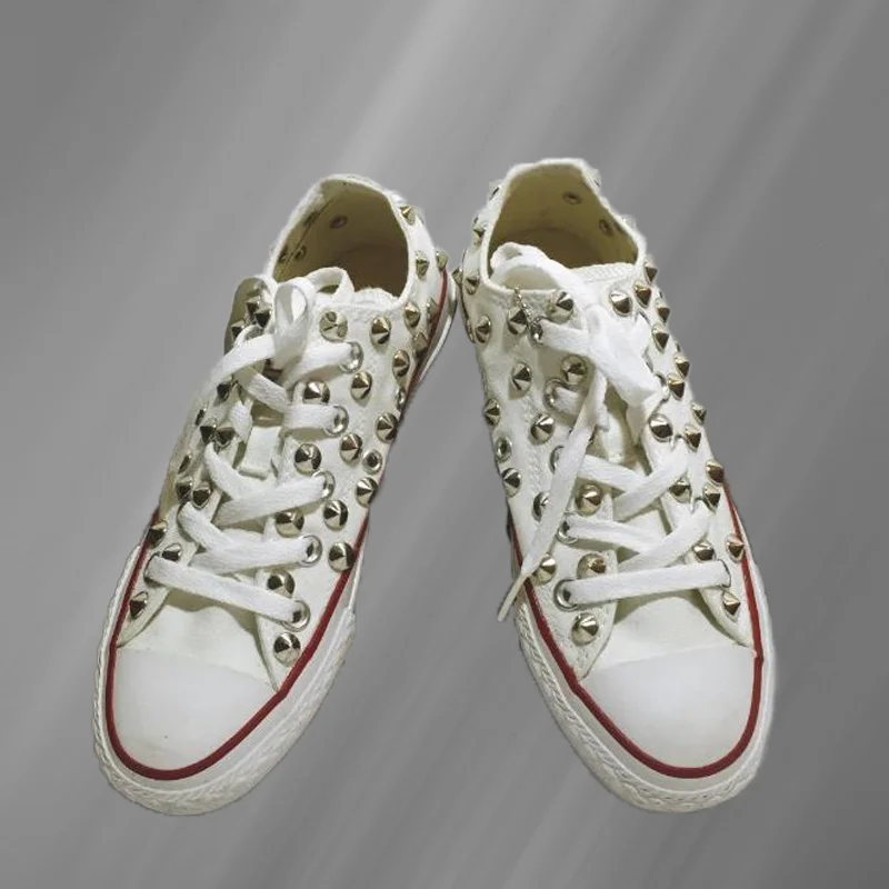 

Custom white low top silver rivets accessories comfortable sports casual walking canvas shoes large size 35-46