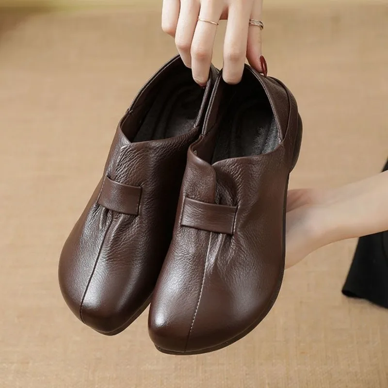 Elegant Women's Flat Shoes Retro Leather Loafers Soft Bottom Slip on Ballet Flats Ladies Comfortable Moccasins Casual Shoes
