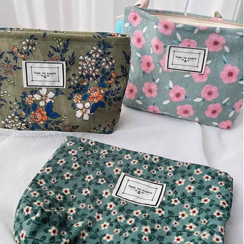 

Corduroy Makeup Bag Organizer Clutch Retro Flower Print Cosmetic Bag Wash Women Travel Make Up Pouch Beauty Toilet Storage Cases