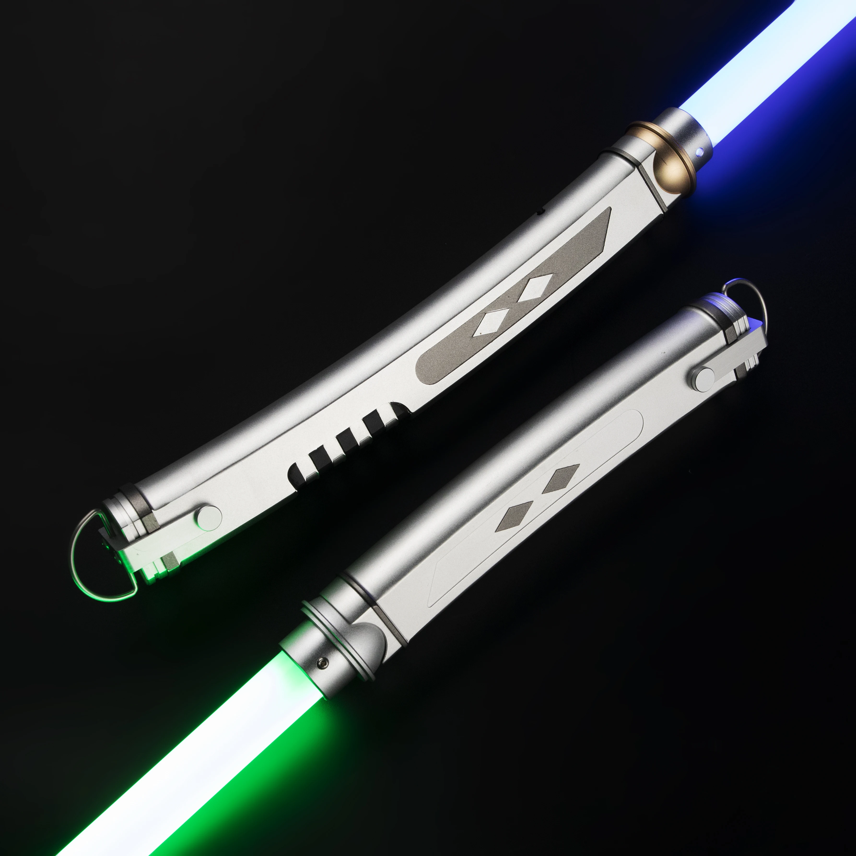 

LGT Saberstudio Ahsoka Xeno3.0 Force Heavy Dueling Lightsaber Infinite Color Changing with 16 Sound Fonts Sensitive Bluetooth