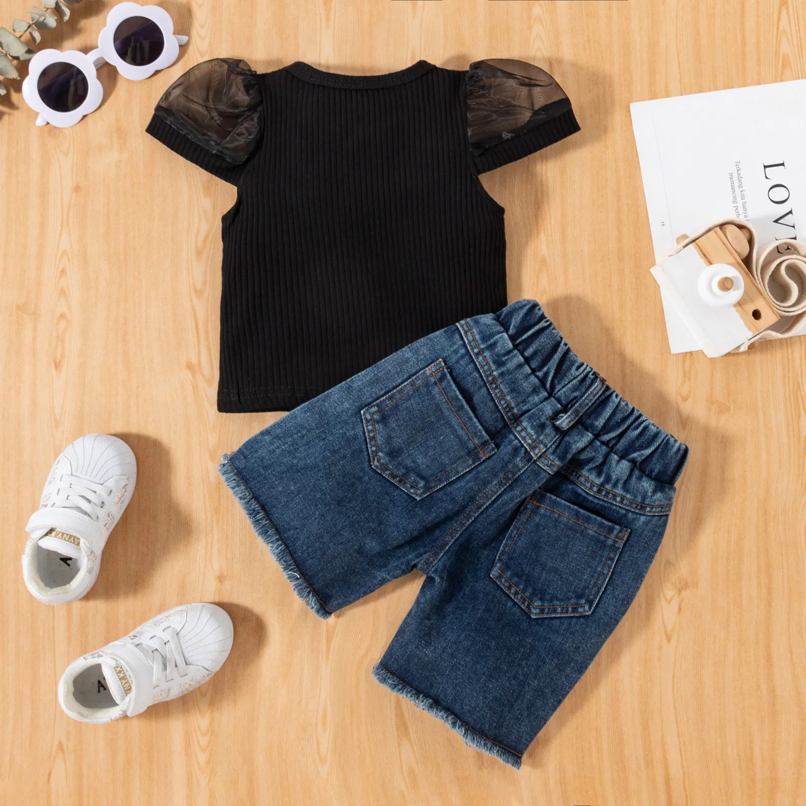 Модный комплект детской одежды для девочек Футболка с рукавами из тюля в рубчик