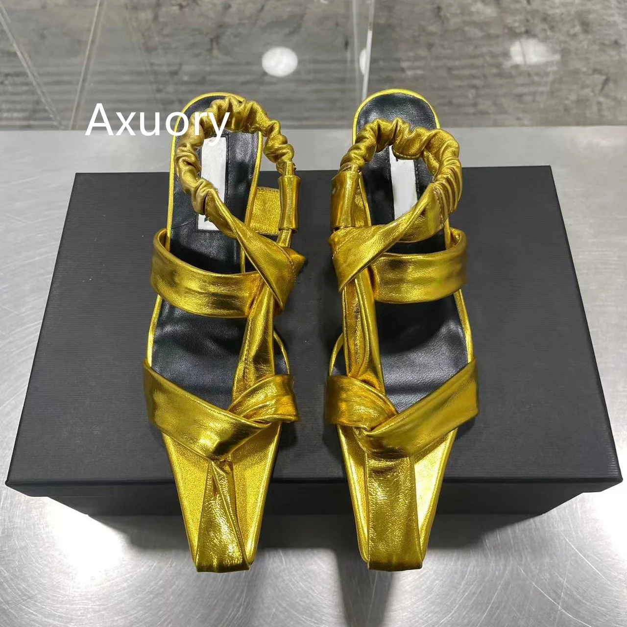 2023 New High heeled sandals Solid Color Pointed hollow design Genuine Leather Sexy Style High Quality High 7cm Fashion Style
