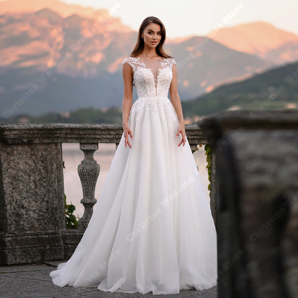 Яркие женские свадебные платья трапециевидной формы элегантные из тюлевой ткани