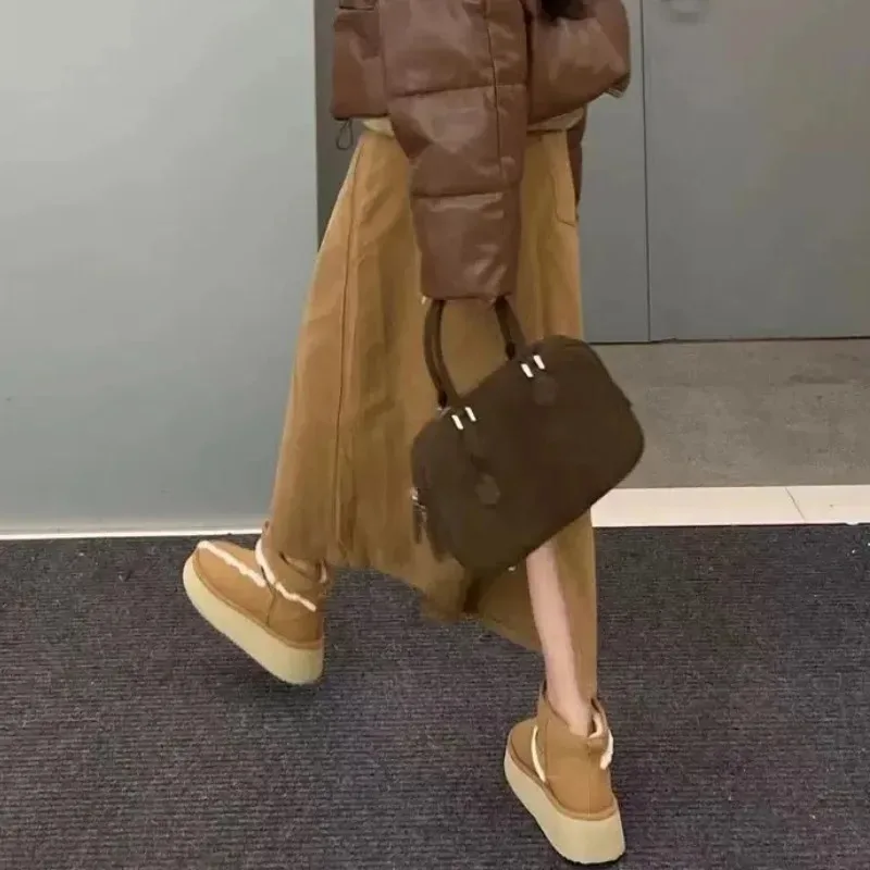 Женская замшевая сумка-клатч Sakihara