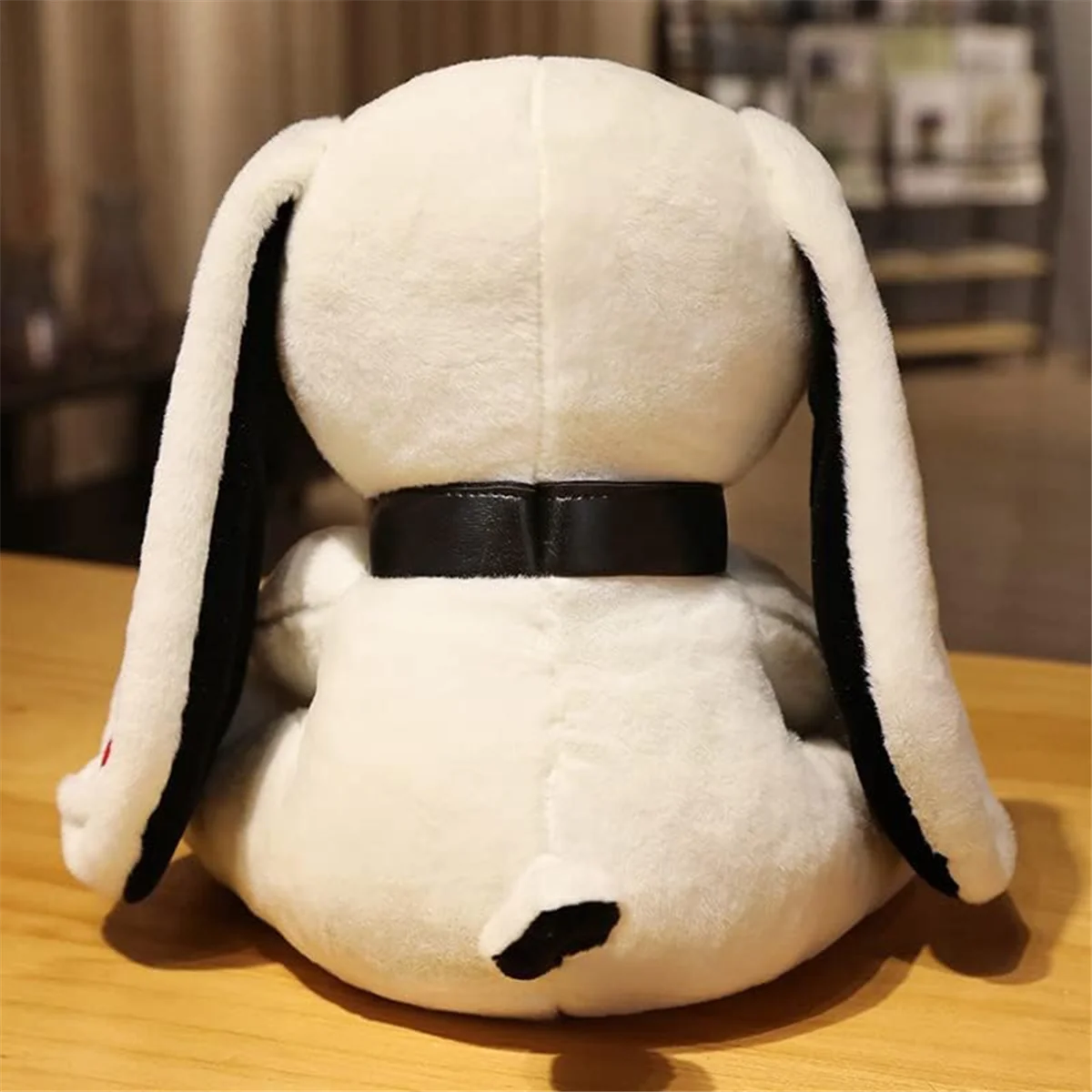 Мягкая подушка в виде кролика