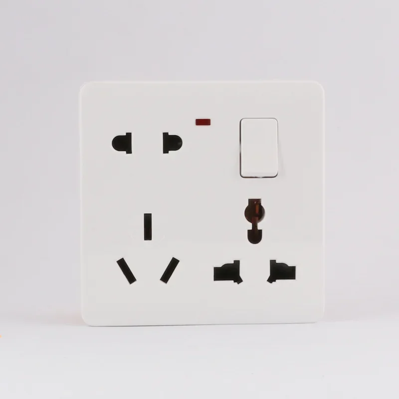 

Двойная розетка Depo Guye с USB