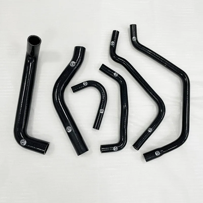 

Силиконовый шланг радиатора + комплект вакуумных шлангов для Alfa Romeo 156 2.0