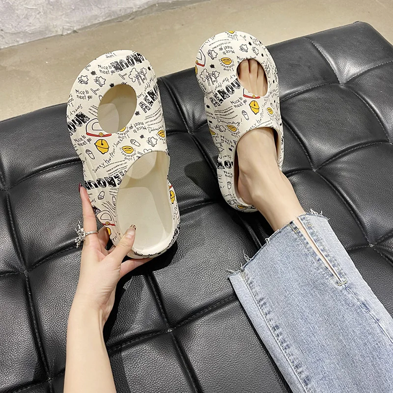 

Slippers Female Summer Outer Ins Fashion Graffiti Slippers Thick Bottom Breathable Comfortable Beach Shoes