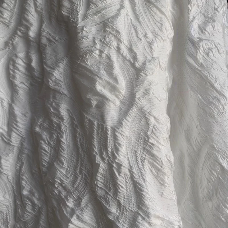 

Ткань из полиэстера, белая креативная рельефная текстурная дизайнерская весенне-осенняя модная ткань «сделай сам», ткань для шитья, Измерительные Материалы