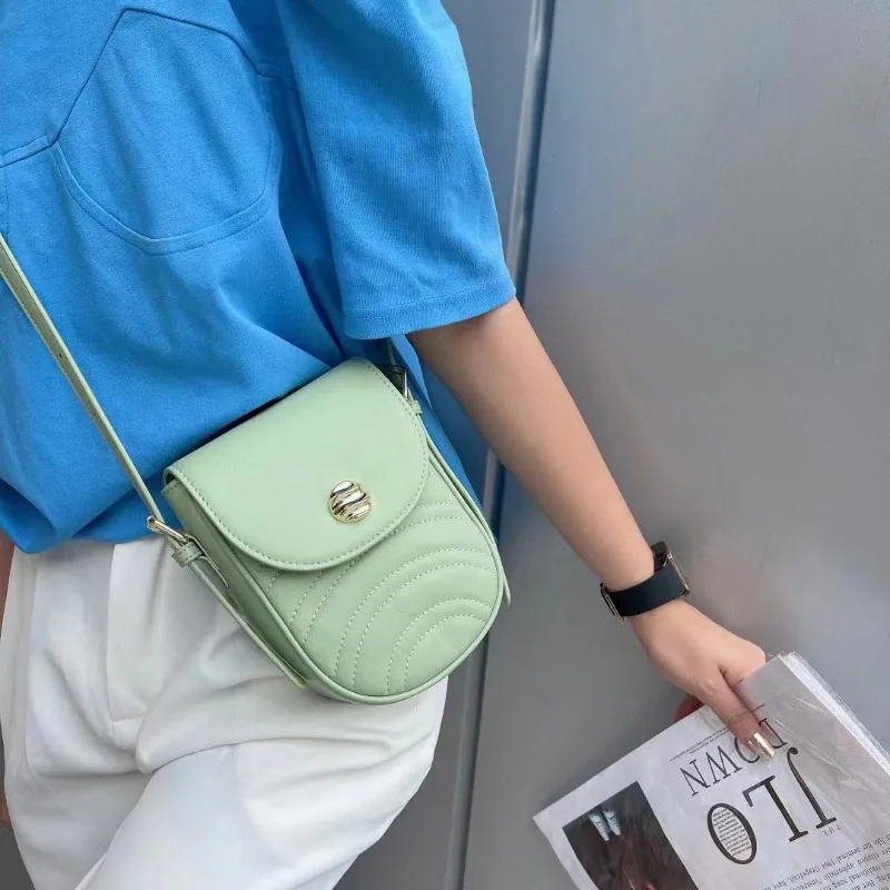 Новинка 2024 милая сумка через плечо повседневная универсальная однотонная