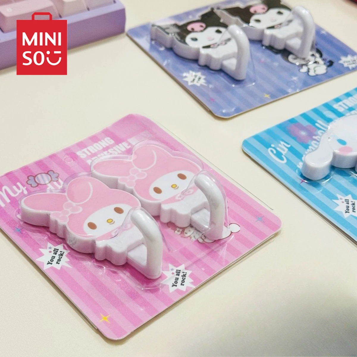 MINISO Sanrio Kitty melody мультяшный милый пластиковый крючок настенный самоклеящийся