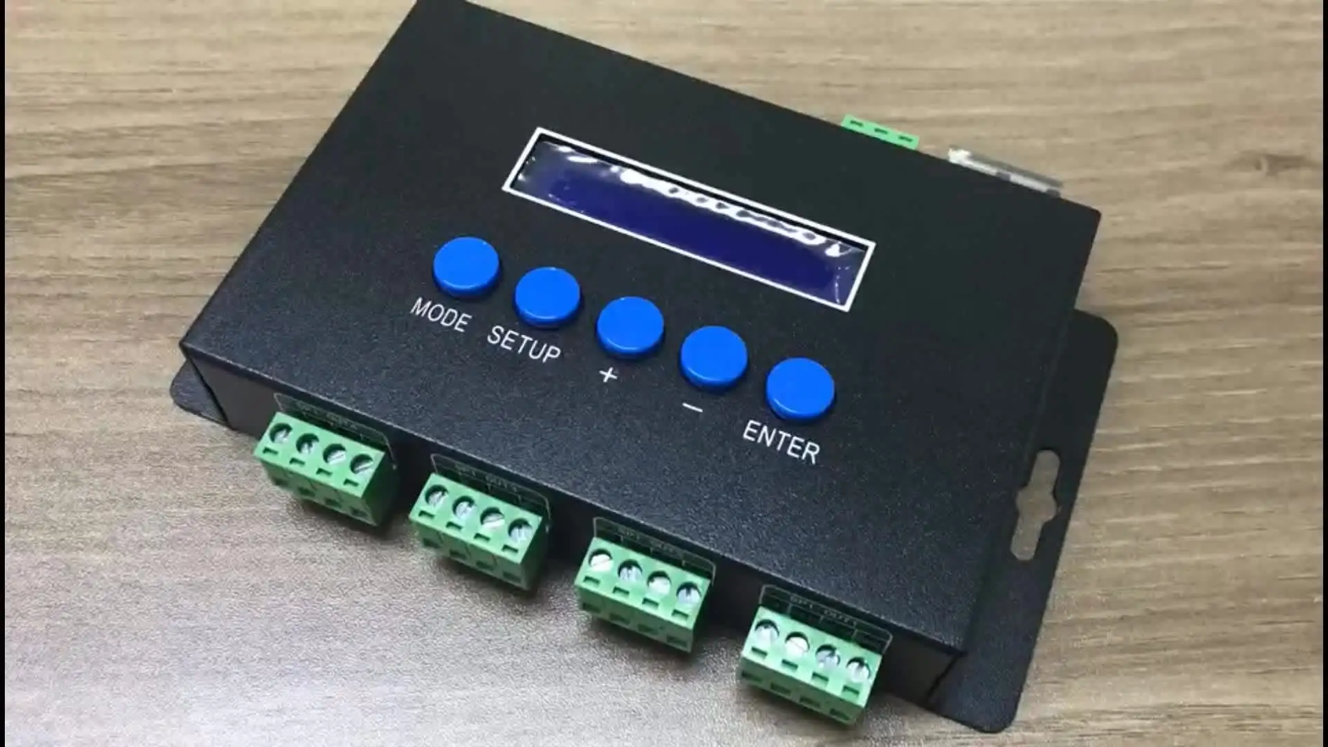 

BC-204 4 channel Artnet to SPI /DMX pixel light led rgb controller with computer software control