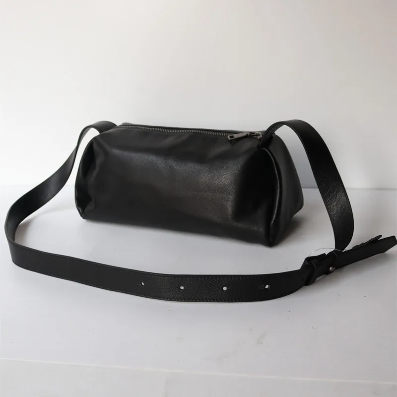 

AETOO New Leather Youth Men's Business Baotou Layer Cowhide Soft Leather Casual Wind Travel Fashion One Shoulder Trend Versatil