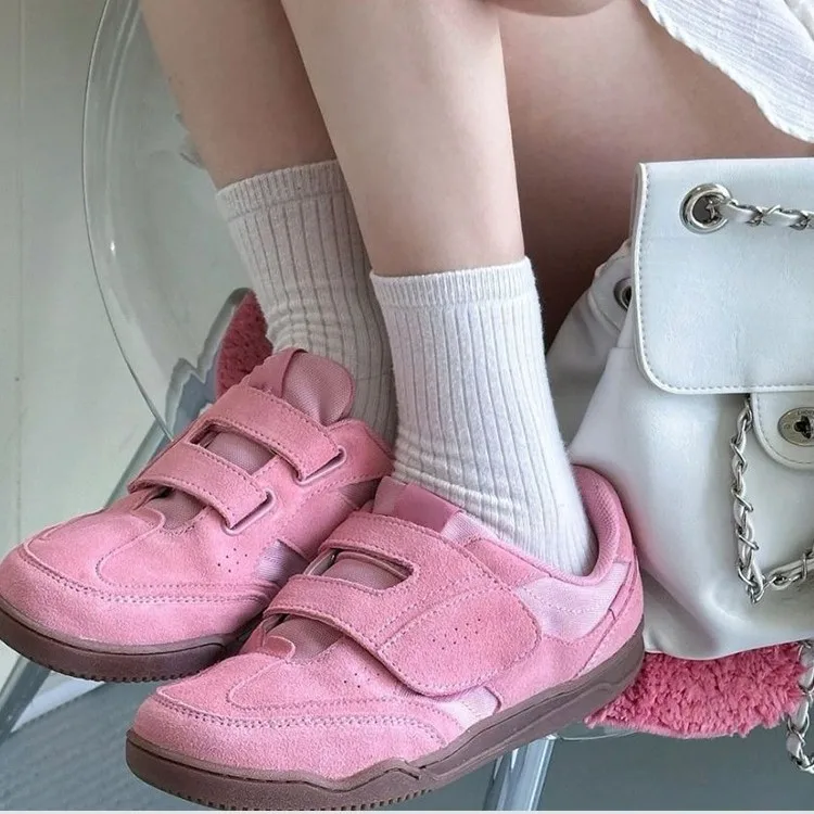 Кроссовки из воловьей кожи с круглой головкой и липучками повседневные туфли на