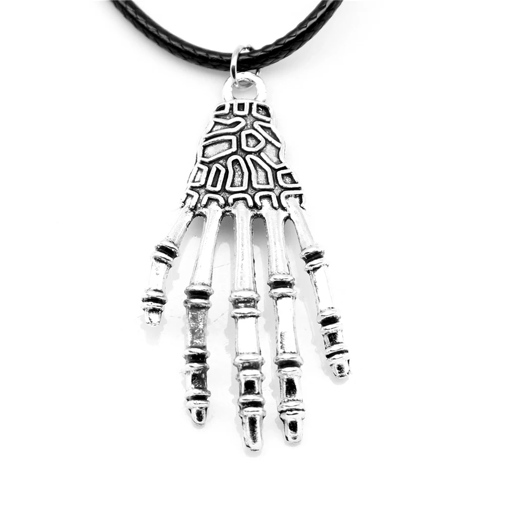 

1 шт. античное серебряное ожерелье со скелетом 22x43 м