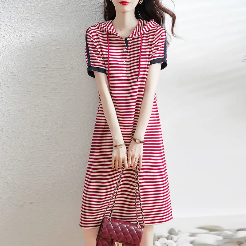 

DAYIFUN Striped Printed Long T-shirt Women Bat Sleeved Hooded T Shirt Female Loose Cotton Streetwear Tees Summer Womens Tshirt