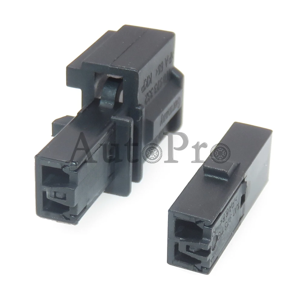 Автомобильная лампа 1J0973119 1J0973332 2 отверстия разблокированная розетка с клеммой