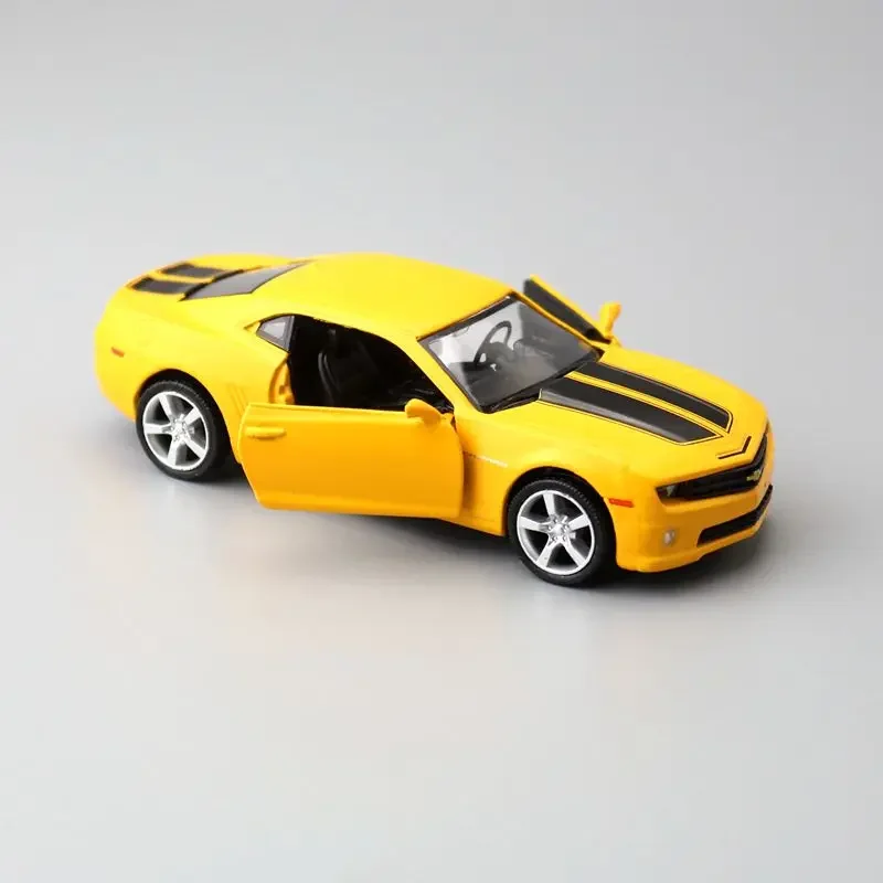 RMZ City игрушка литая модель в масштабе 1:36 Chevrolet Camaro открывающаяся задняя дверь