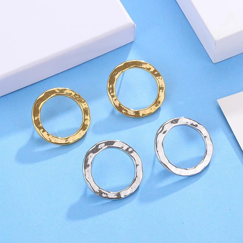 

HONGYE New Simple Korean Fashion Aros Big Round Circle Stud Earrings for Women Geometric Ear Hoops Earing Brincos Jewelry Gift