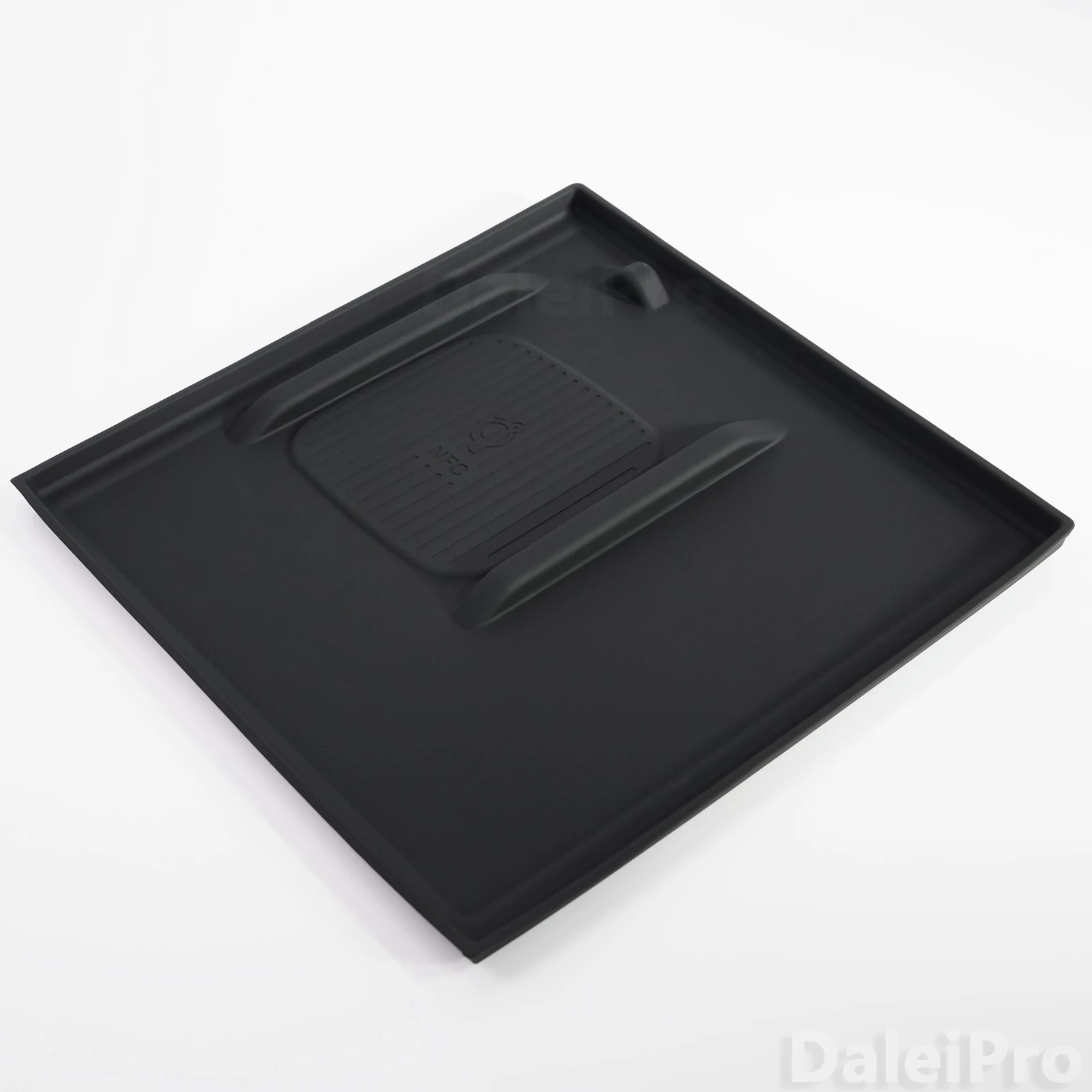 

Для Hyundai Sonata N-line 2024, автомобильное беспроводное зарядное устройство, защитная накладка, противоскользящий коврик для центральной консоли, защитный коврик для автомобильного телефона