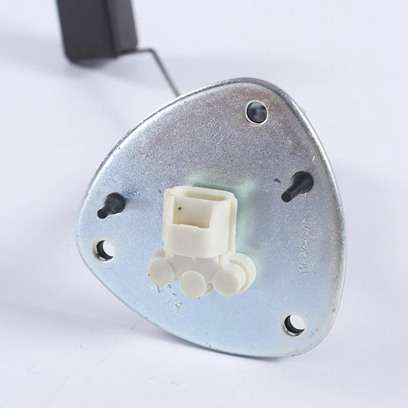 Car Fuel Level Sensor For Mitsubishi Pajero Montero MK3 MK4 V73 V75 V77 V93 V95 V97 MR342870