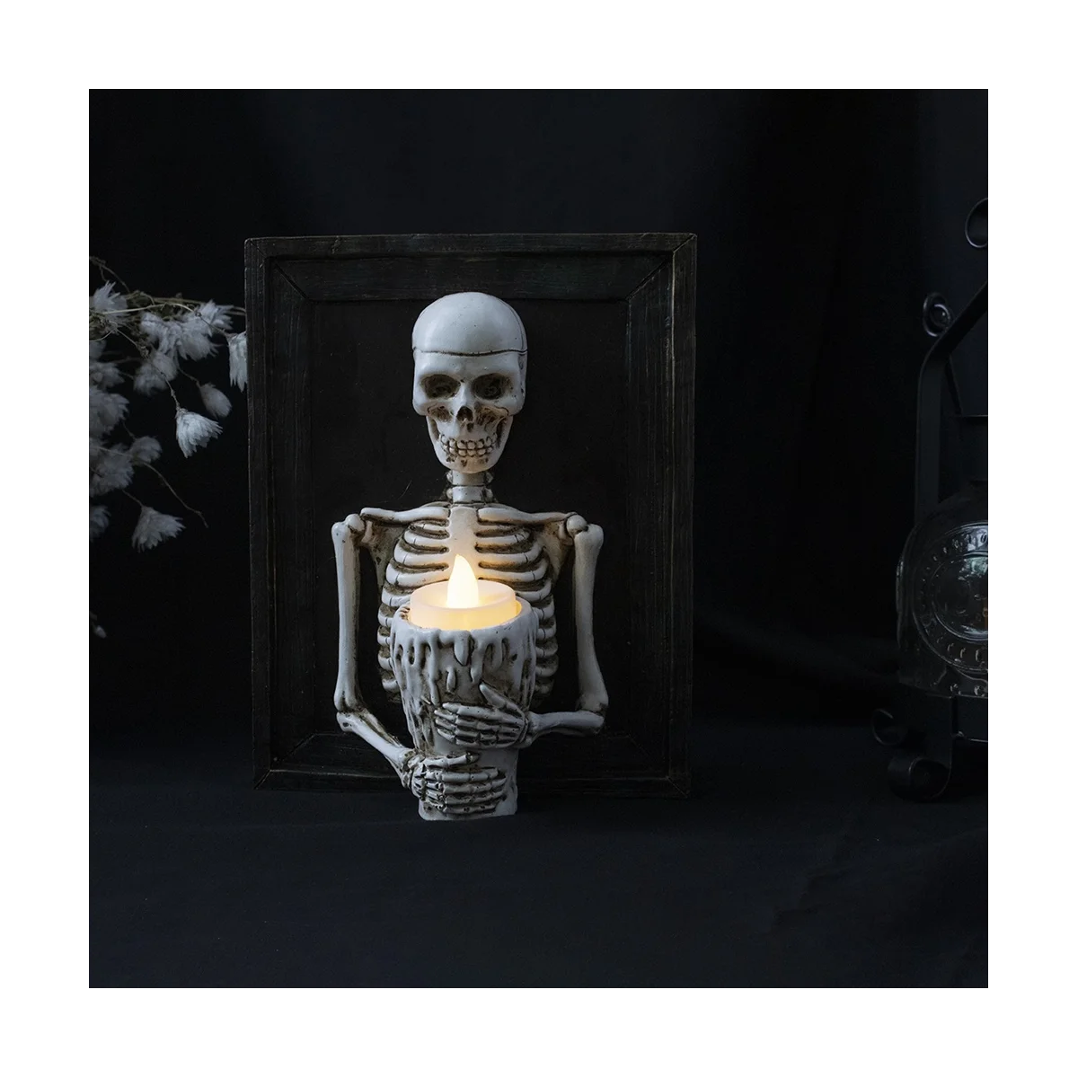 

Halloween Led Candle Light Skeleton Framed Skeleton Torso Holding Candle Light Wall Ornament Horror Props Decoration