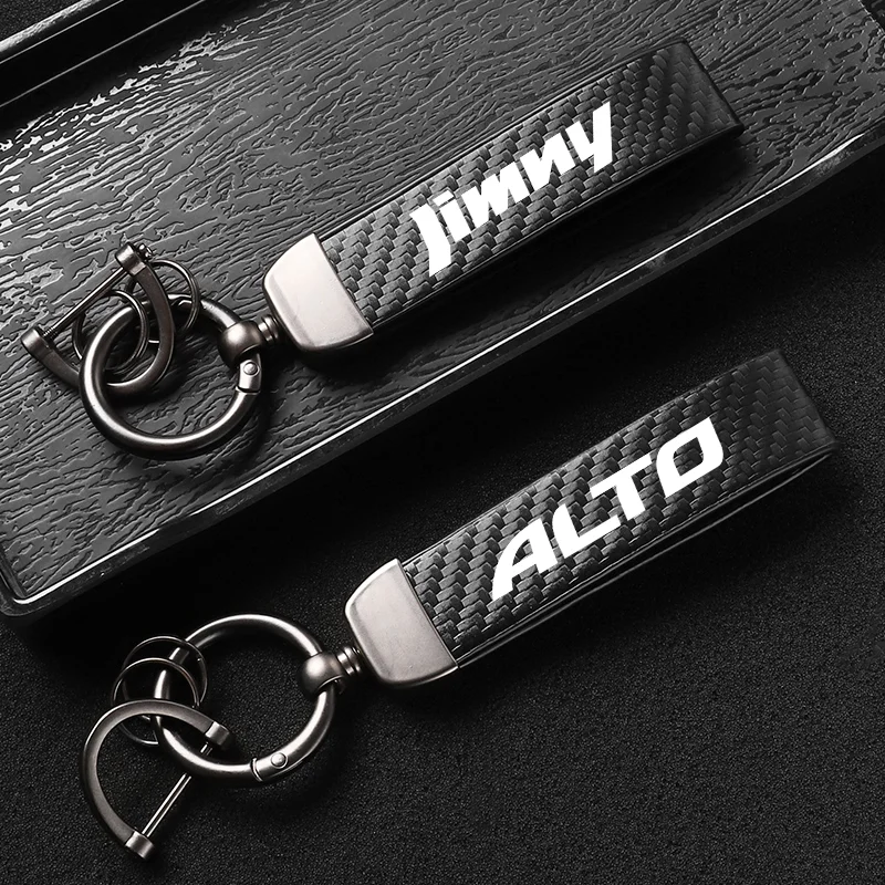 

High-Grade Leather Carbon Fible Car KeyChain Rotating Horseshoe Key Rings For Suzuki Auto SWIFT Keychain motorcycle Auto Vehicle