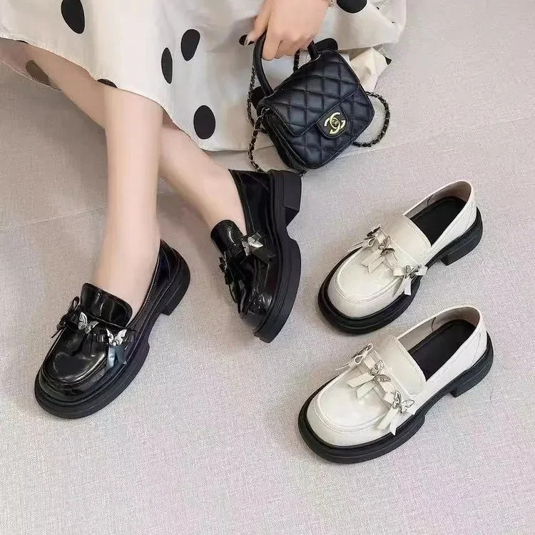 

Love Shoes Women in The Spring and Autumn of 2023, The New Black Shoes with One Pedal and Thick Soled British Students