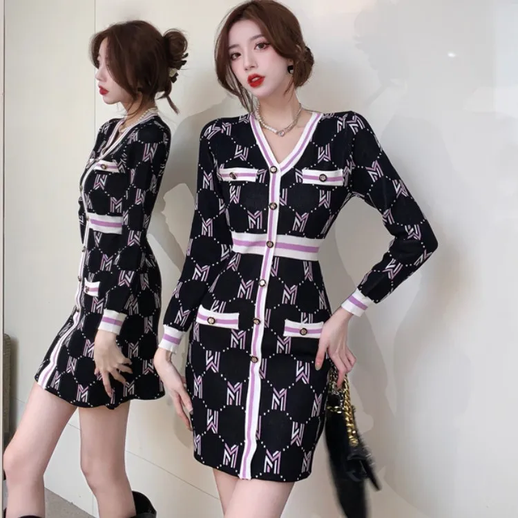 

Autumn Winter For Women Black Print Knitted Sweater Dress Women Vintage Elegant V-Neck Long Sleeve Single-Breasted Bodycon Dress