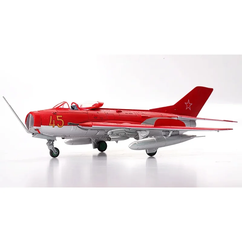 Коллекционная модель самолета MIG-19S HYINUO 1/72