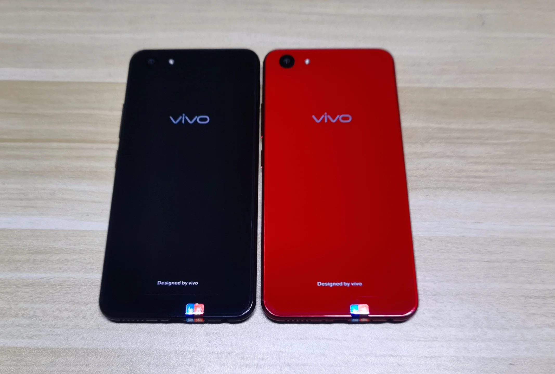 Global version celular vivo y83 4 64GB Global Version free shipping  Beauty Camera 1520x720 pixels  MediaTek Helio P22