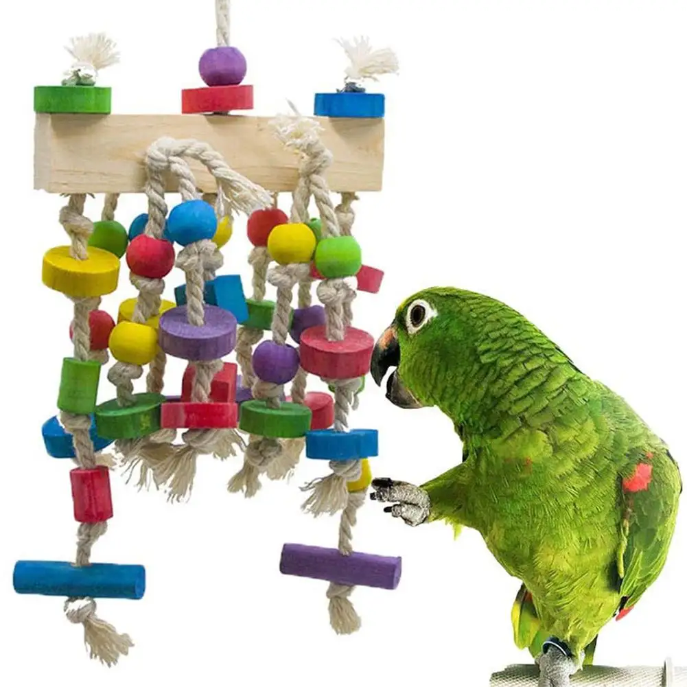 

Красочные деревянные жевательные игрушки в виде попугаев, подвесные молярные игрушки для чистки зубов, товары для птиц, аксессуары для птич...