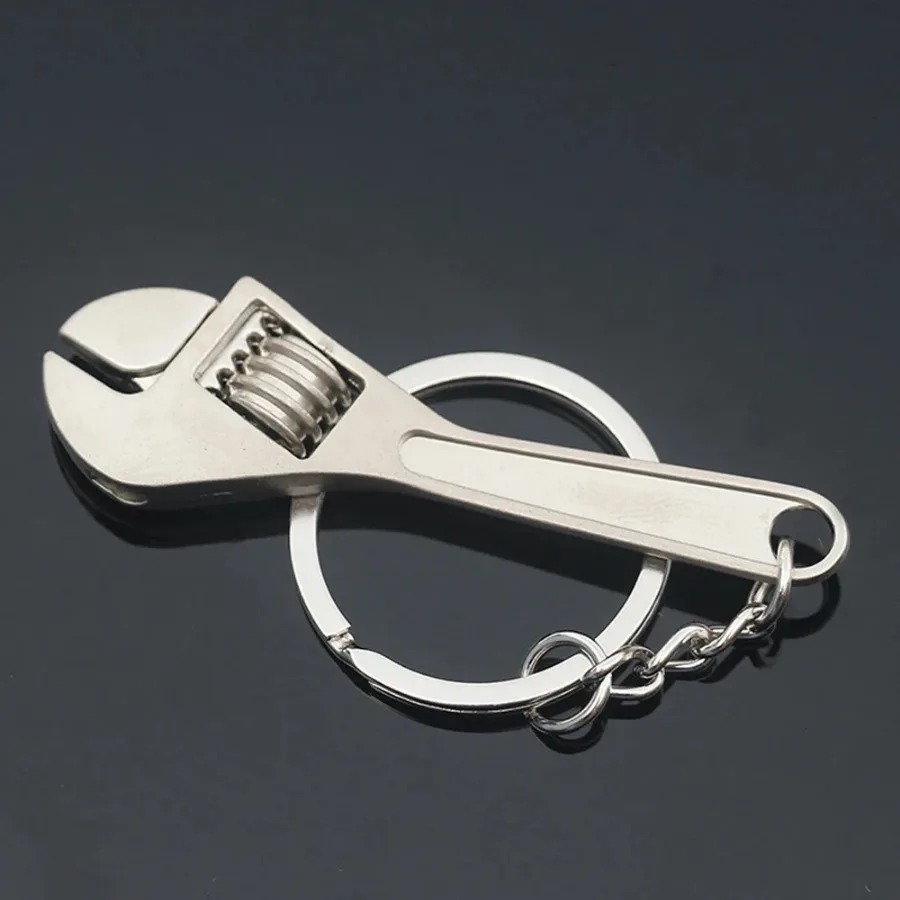 

1x Mini Originality Metal Chain Ring Keyfob Wrench Model Car Auto Vehicle Keyring Gift Creative Keychain Tool Car Accessories