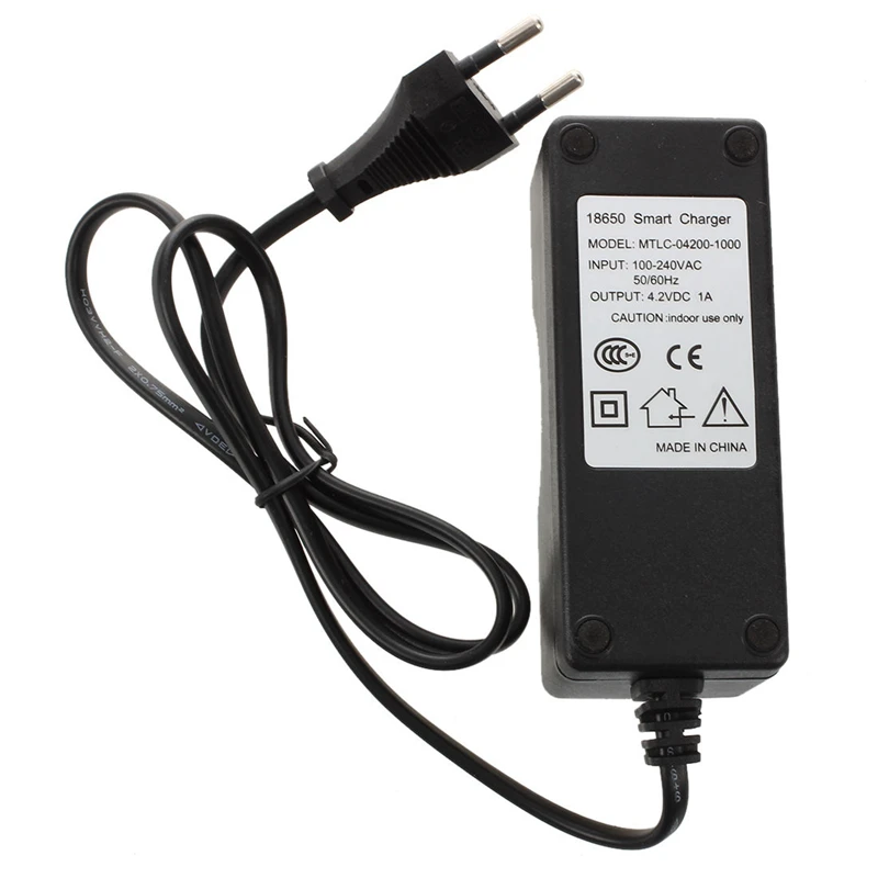 

New 18650 3.7V Rechargeable Li-Ion Battery AC Battery Charger EU
