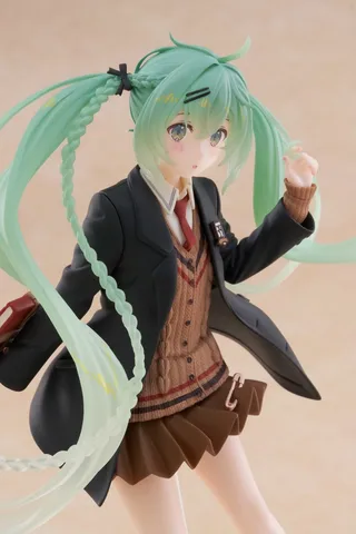TAITO Hatsune Miku Vocaloid PVC Фигурки