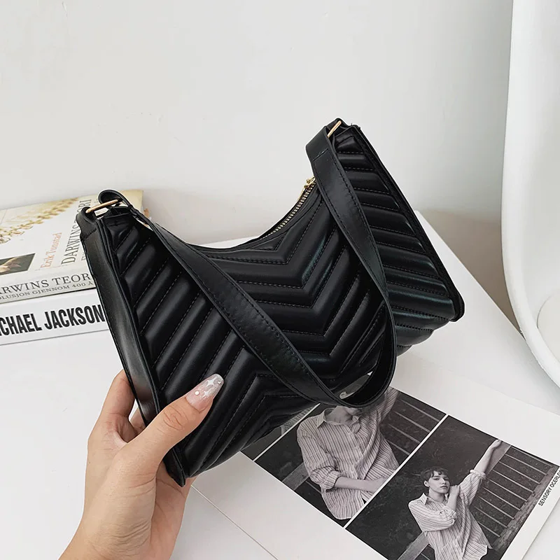 

Crocodile Pattern Half-Moon Design Leather Crossbody Bags For Women Simple Style Ladies Vintage Trend Armpit Shoulder Handbags