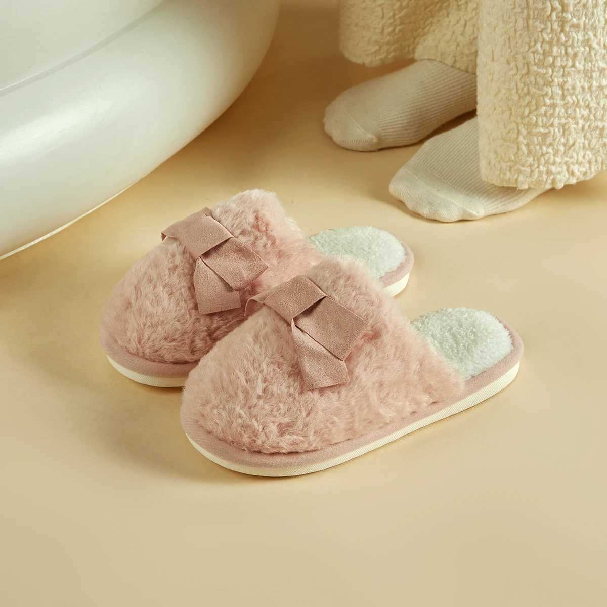 

Веселые Марио 2023, новый стиль, хлопковые тапочки, обувь для родителей и детей, Симпатичные Мультяшные хлопковые теплые тапочки для дома и улицы с бантом