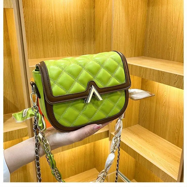 

Fashion Women Neon Green Rhombus Plaid Shoulder Bags Summer Trend All-match Chain Scarf Small Underarm Bag Elegant Party Pouch