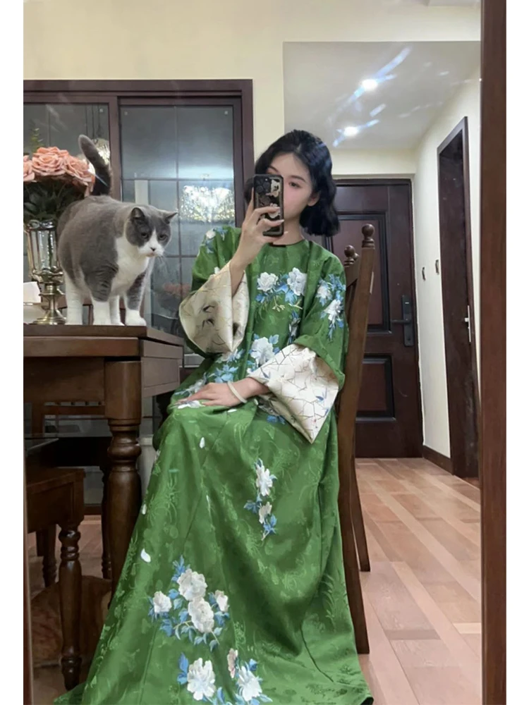 Retro Chinese Style Chinese Style Flower Embroidered Green Cheongsam Dress for Women