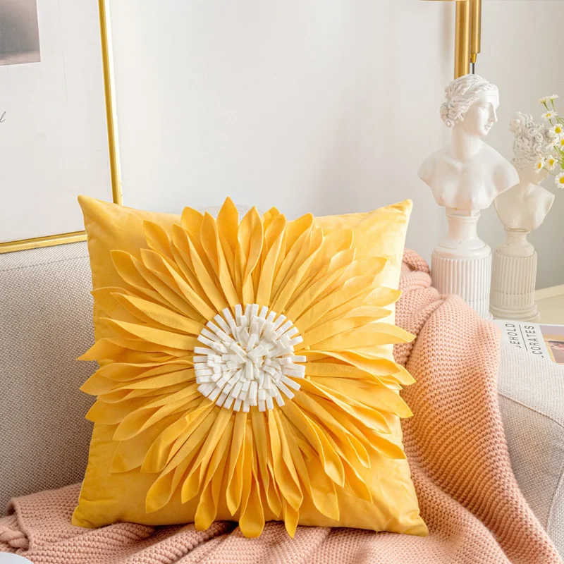 

1PC Luxury Decorative Velvet Throw Pillowcase Sofa Cushion Cover 3D Splice Sun Flower Cushion Chrysanthemum Square Pillow Cover