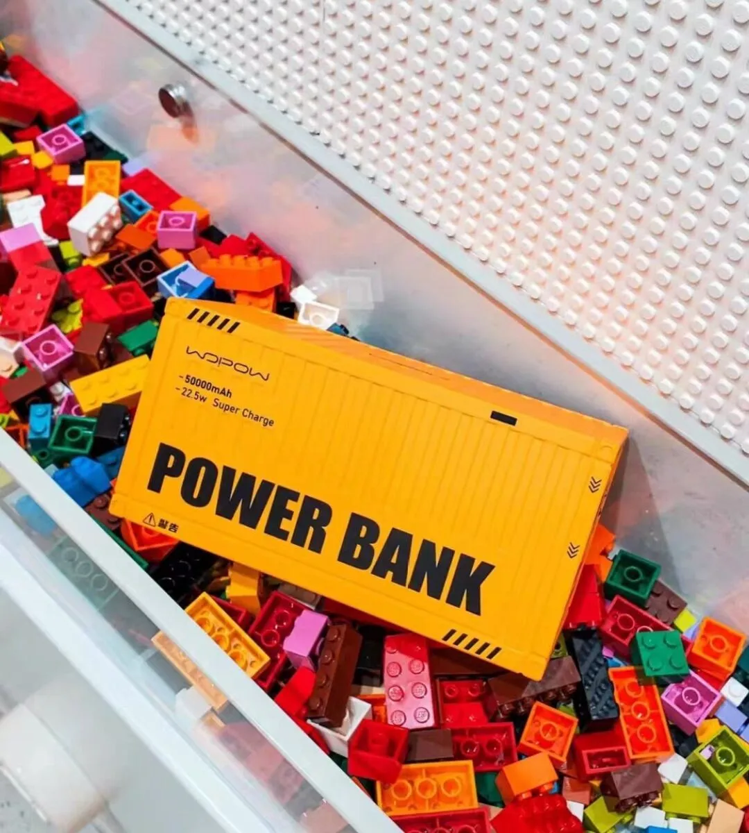 Фото Внешний аккумулятор Wopow Creative Container PD35 50000 мАч с интеллектуальным цифровым дисплеем и быстрой зарядкой 22.5 Вт №1